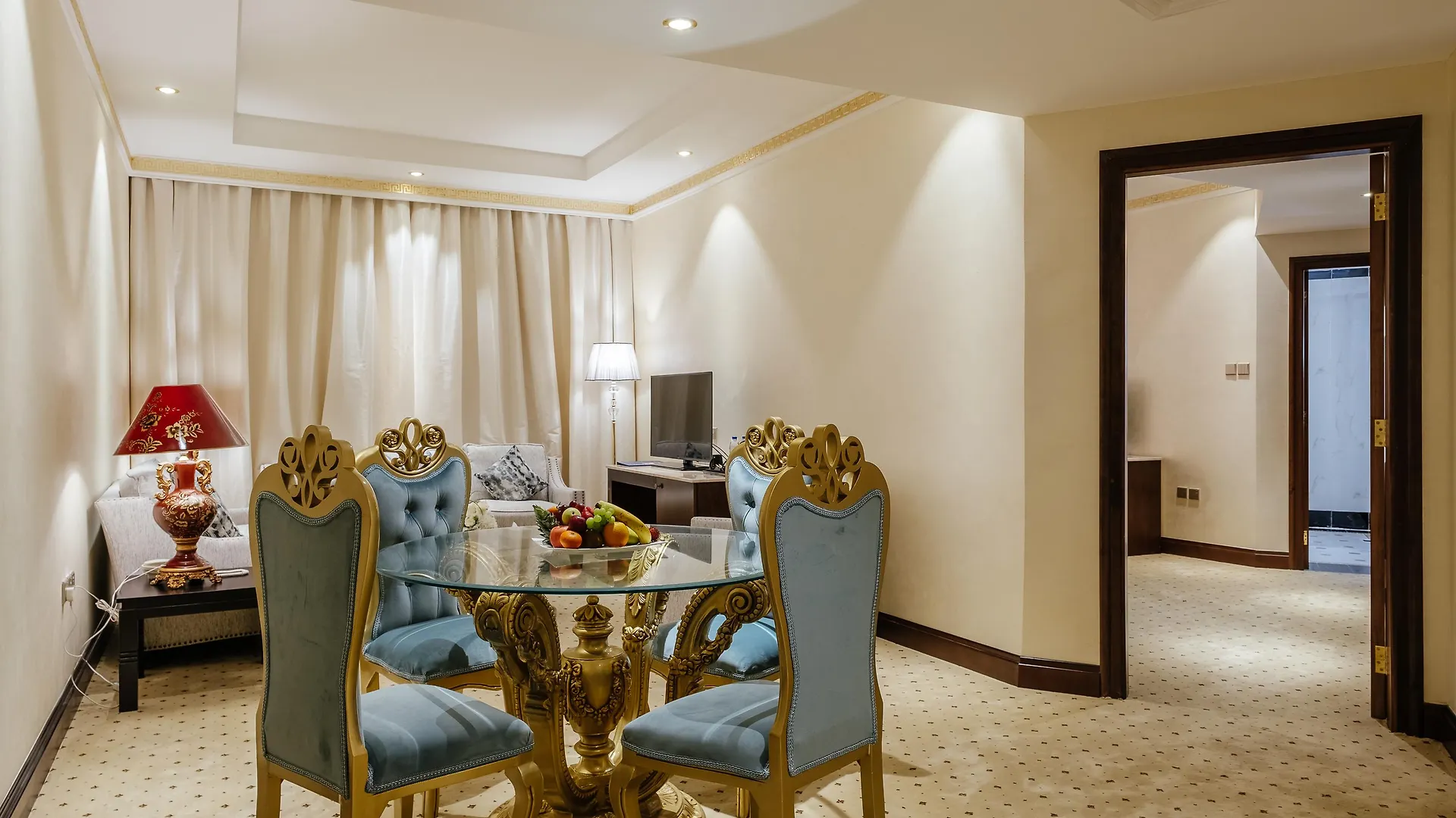 Tulip Inn Al Khan Hotel Шарджа