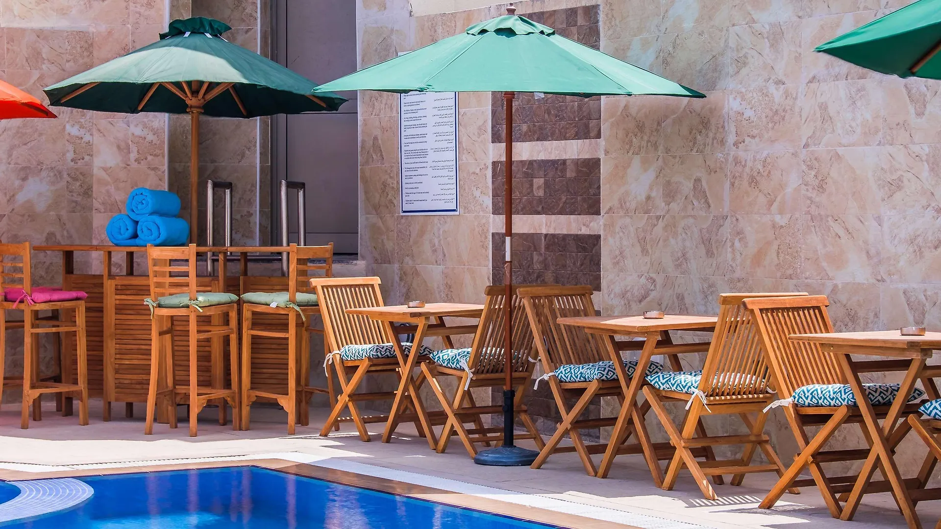 Tulip Inn Al Khan Hotel Шарджа 4*,